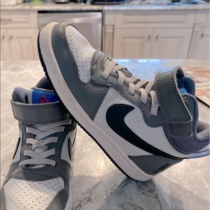 Boys Nike GUC Basketball High-tops. Sz12.5